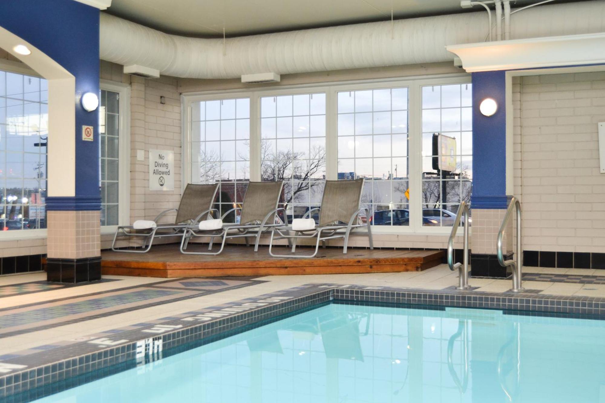 Amenida Residences, Calgary Ngoại thất bức ảnh